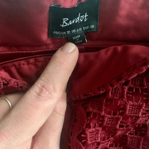 FLORAL LACE MIDI SKIRT - Picture 3 of 4